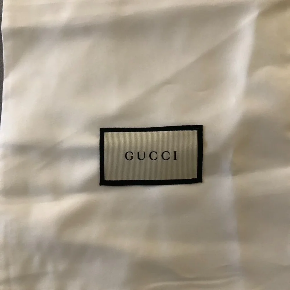 N/A gucci dust
